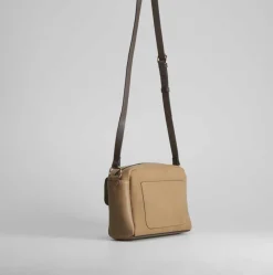 Bandolera bolsillo delantero camel PICCOLA PIU