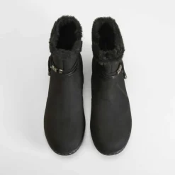 Botín plano piel nobuck negro COMFEET