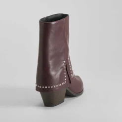 Botín polaina tacón tachas burdeos PICCOLA PIU