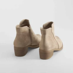 Botín tacón campero beige PICCOLA PIU