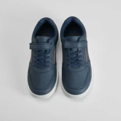 Deportiva azul marino UTWO