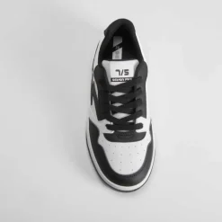 Deportiva basket low blanca y negra SEVEN FIVE