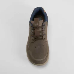 Deportiva casual barefoot marrón COMFEET