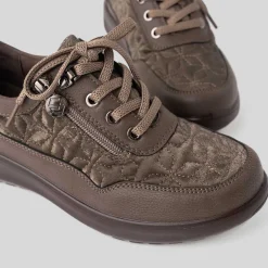 Deportiva casual bordados taupe MYSOFT