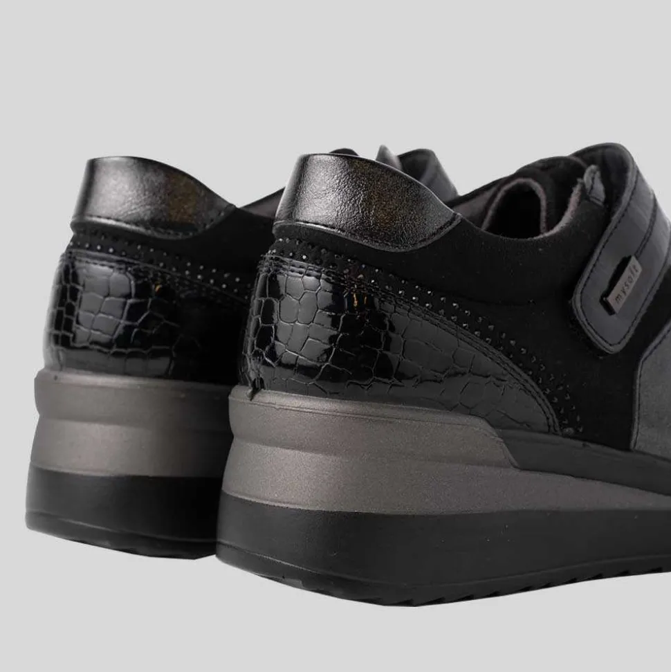 Deportiva casual cremallera lateral negra MYSOFT