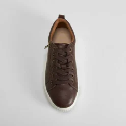 Deportiva casual plataforma marrón COMFEET
