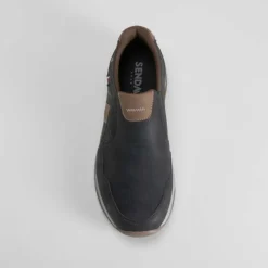 Deportiva casual slip on negra SENDA ROAD