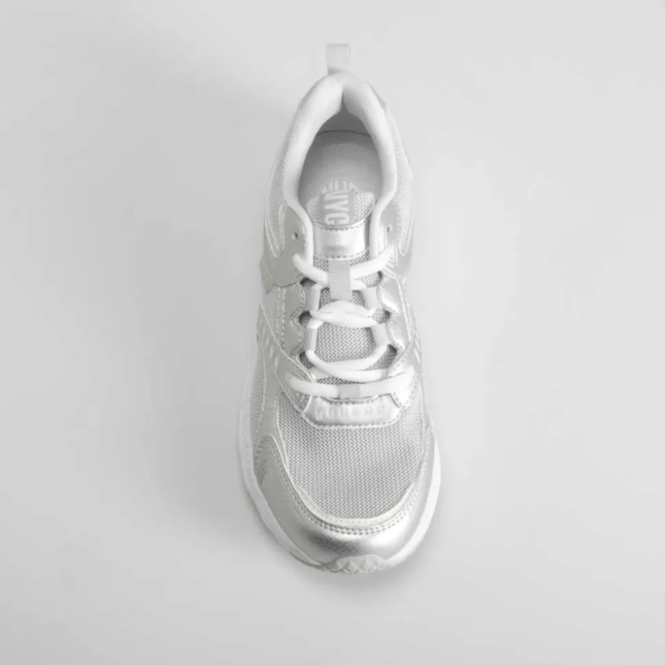 Deportiva running mesh plata NYC