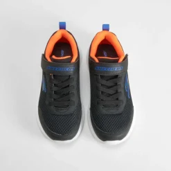 Deportiva selectors negra SKECHERS