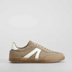 Deportiva urbana beige NYC