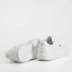 Deportiva urbana blanca XTI