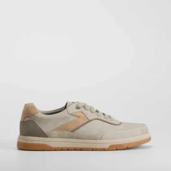 Deportiva urbana gris COMFEET