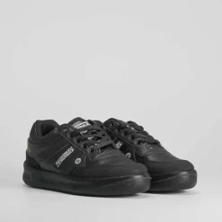 Deportiva vintage en piel PAREDES