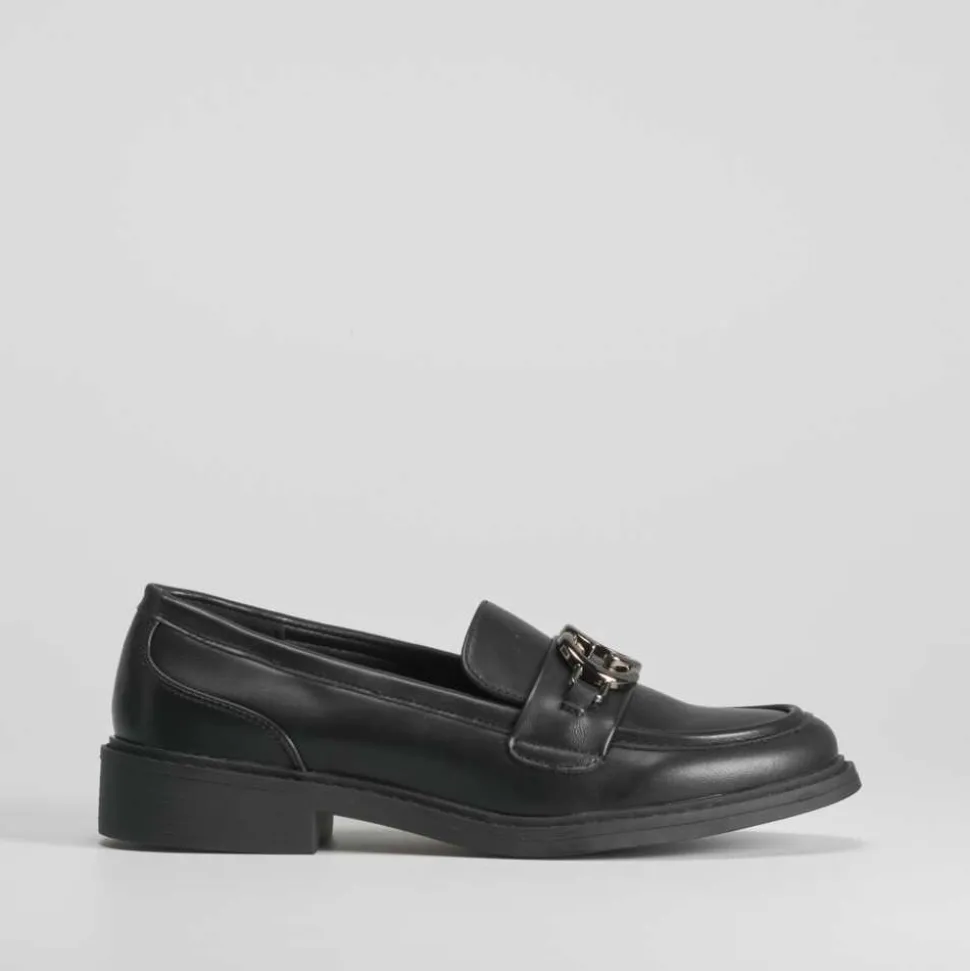 Mocasín plano negro con estribo PICCOLA PIU