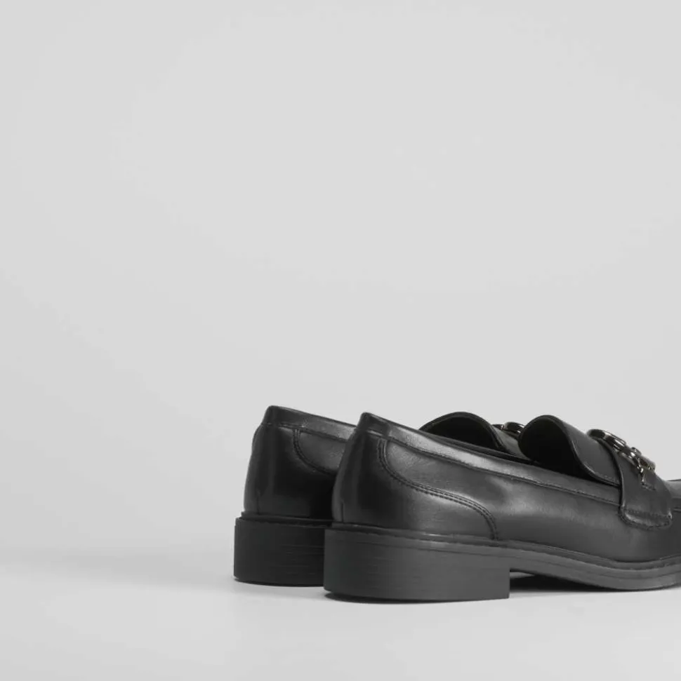 Mocasín plano negro con estribo PICCOLA PIU