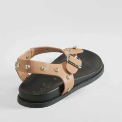 Sandalia bio tachuelas beige PICCOLA PIU