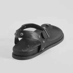 Sandalia bio tachuelas negra PICCOLA PIU