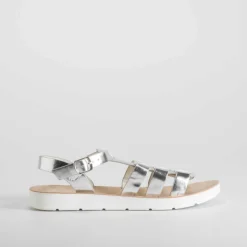 Sandalia cangrejera color plata OH GIRL