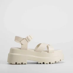 Sandalia cruzada chunky blanca NYC