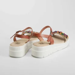 Sandalia cuña de piel abalorios multicolor OH GIRL