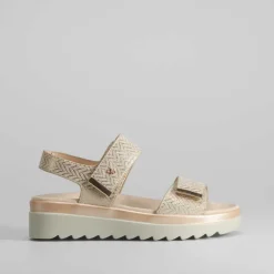 Sandalia cuña dorada brillos COMFEET