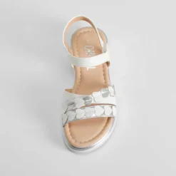 Sandalia de tiras con corazones blanca OH GIRL