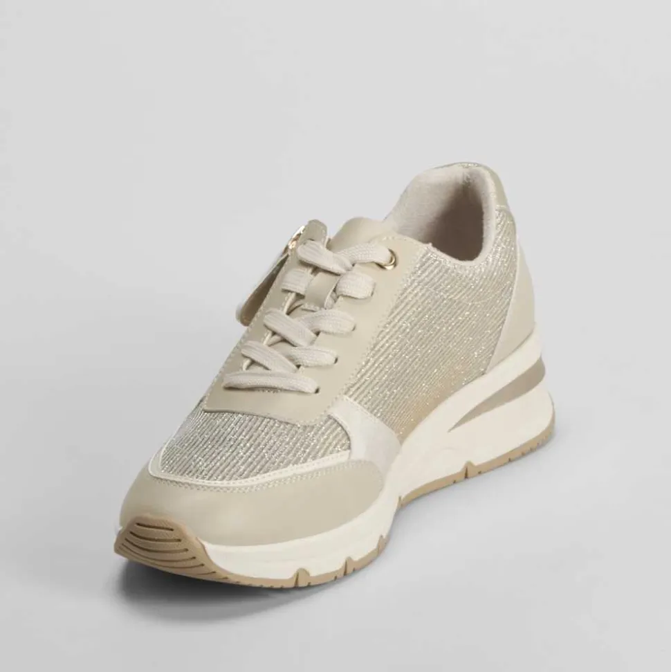 Sneaker cuña con cordón oro COMFEET