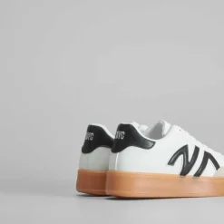 Sneaker retro blanco NYC
