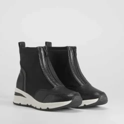 Zapatilla alta deportiva negra COMFEET