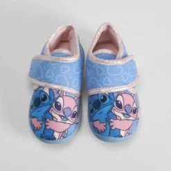 Zapatilla casa cerrada velcro bebé azul STITCH