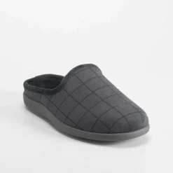 Zapatilla casa cuadros negra COMFEET