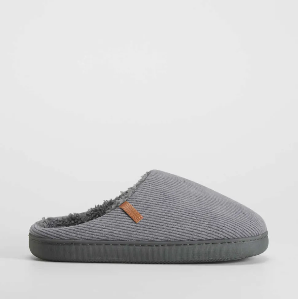 Zapatilla casa pana gris OLYNE