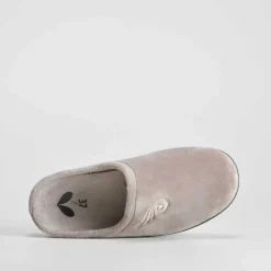 Zapatilla de casa básica COMFEET