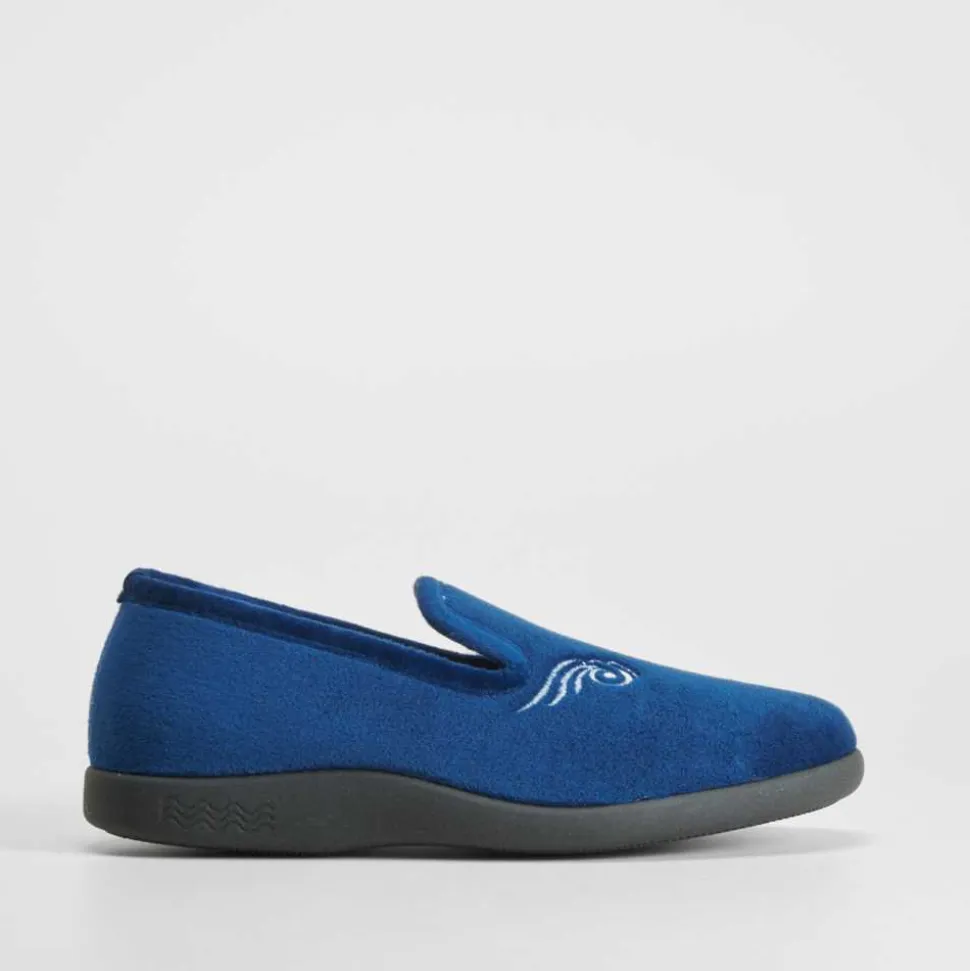 Zapatilla de casa cerrada básica COMFEET