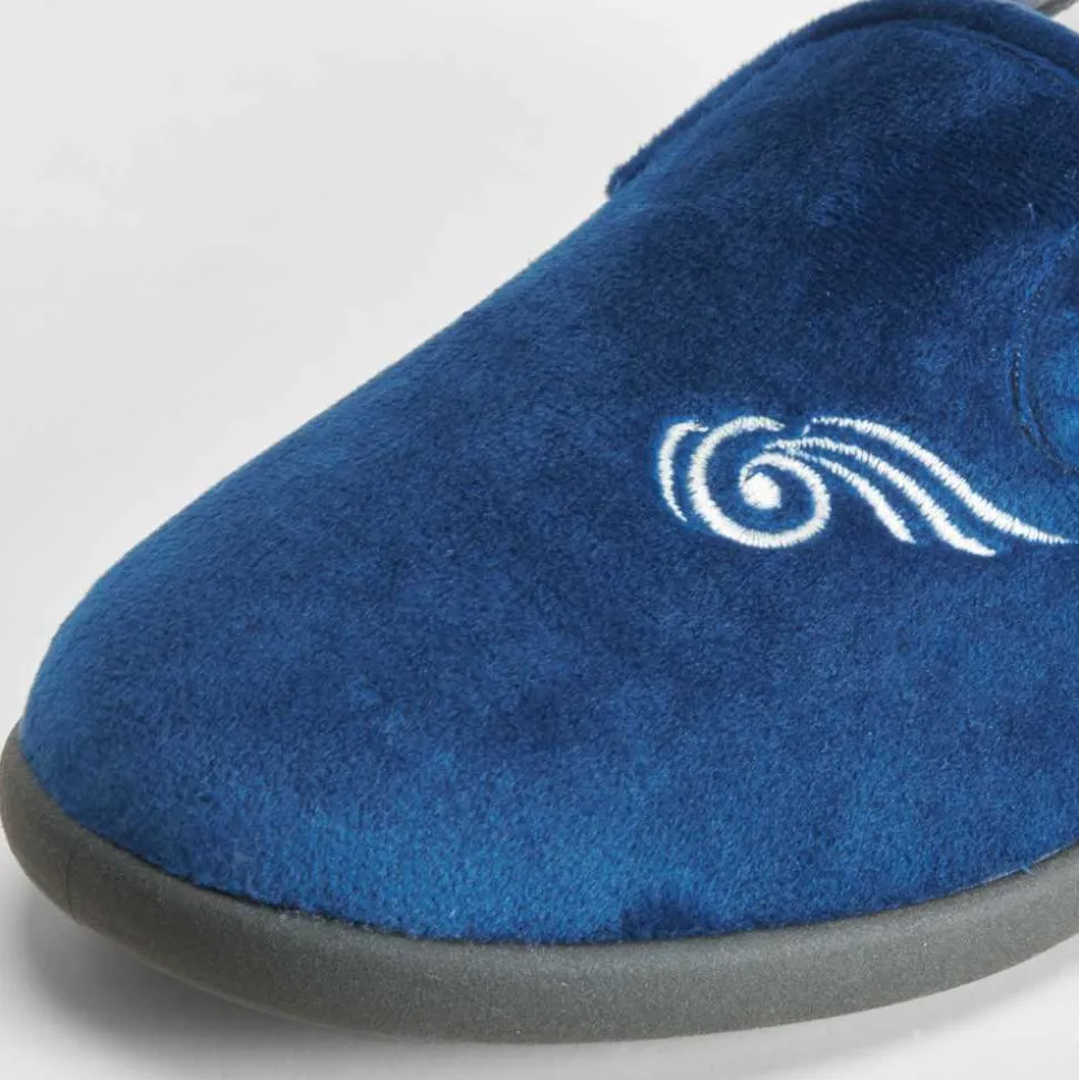 Zapatilla de casa cerrada básica COMFEET