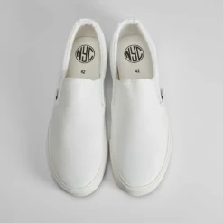 Zapatilla slip on básica NYC