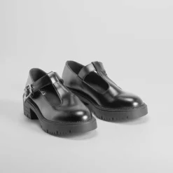 Zapato con tira negro NYC