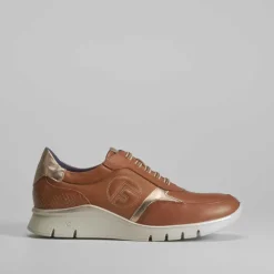 Zapato deportivo cuña marrón piel FLUCHOS